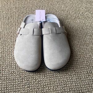 Olivia & Kate Beige Slip-On clog slide on NWT